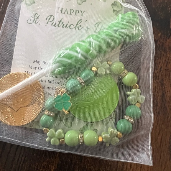 St. Patrick's Day Party Favor Bags set of 5 bags - Picture 5 of 5